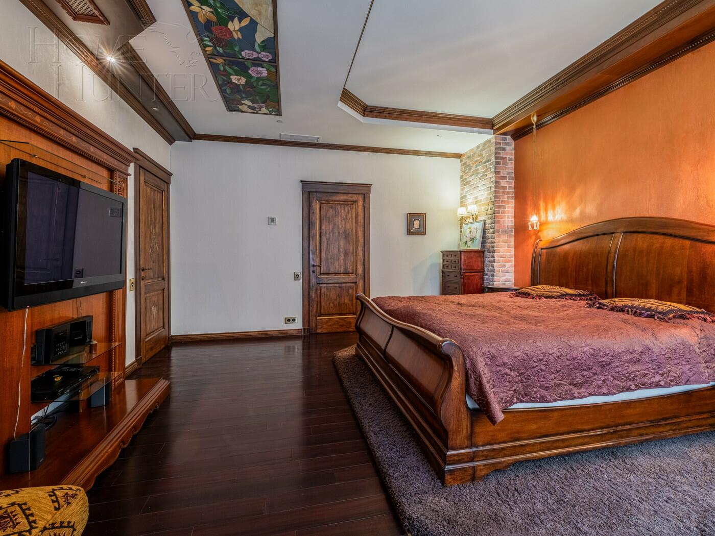 3-КОМН. КВАРТИРА С ОТДЕЛКОЙ 219.5 М² НА 10 ЭТАЖЕ