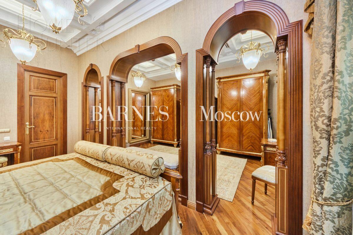 3-КОМН. КВАРТИРА С ОТДЕЛКОЙ 136.5 М² НА 3 ЭТАЖЕ