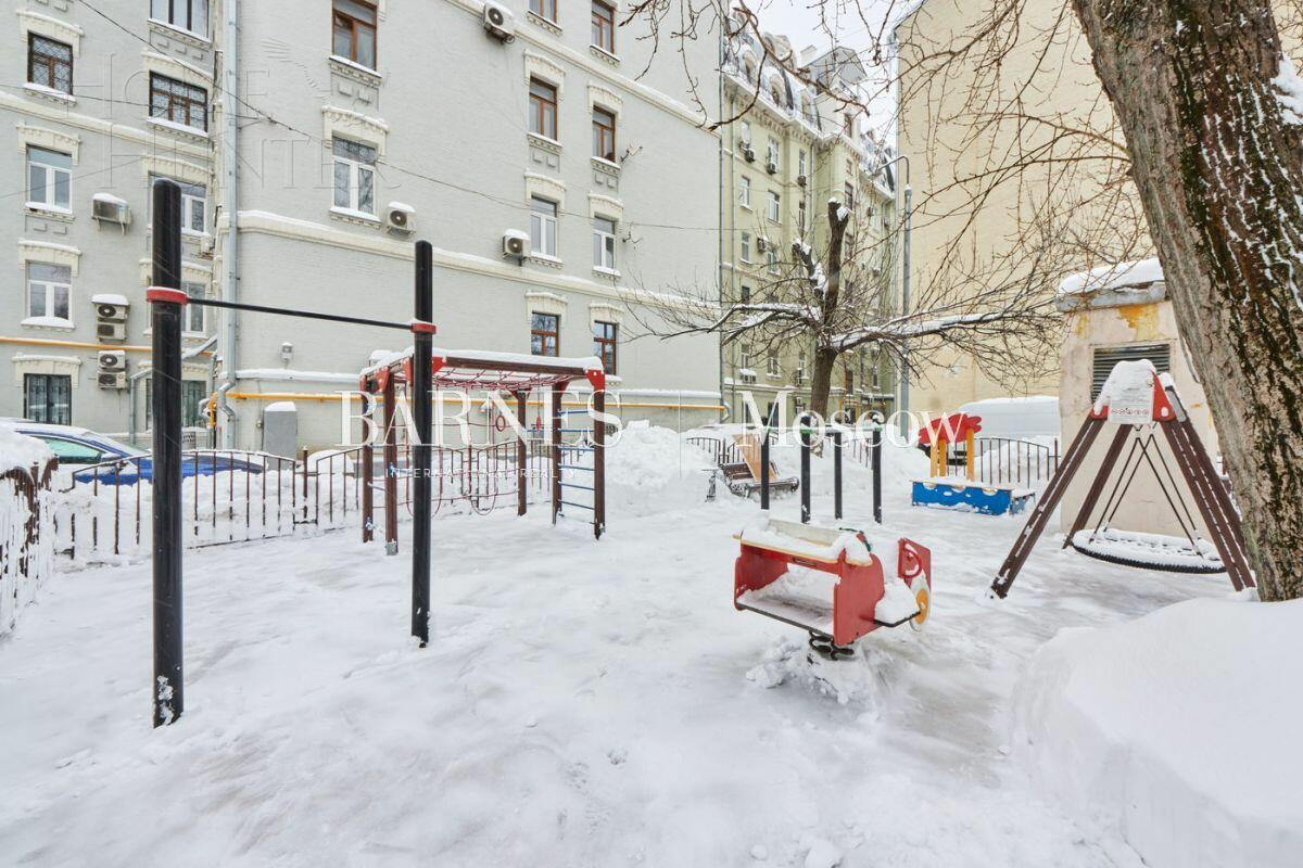 3-КОМН. КВАРТИРА С ОТДЕЛКОЙ 136.5 М² НА 3 ЭТАЖЕ