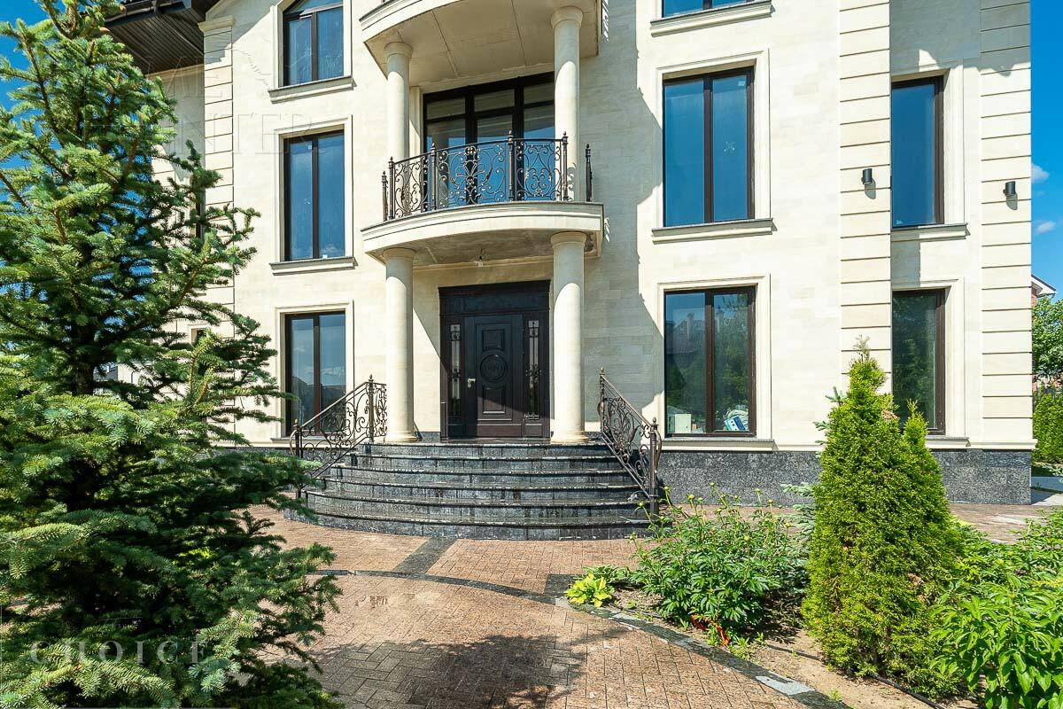 КОТТЕДЖ 650 м² с отделкой