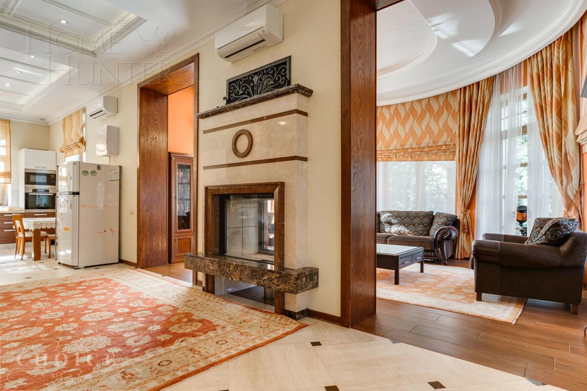 2-этажный коттедж 640 м² с отделкой