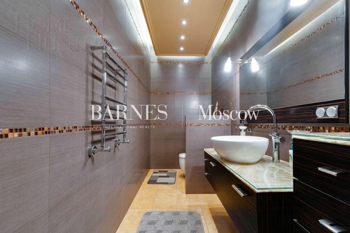 2-этажный коттедж 1 200 м² с отделкой