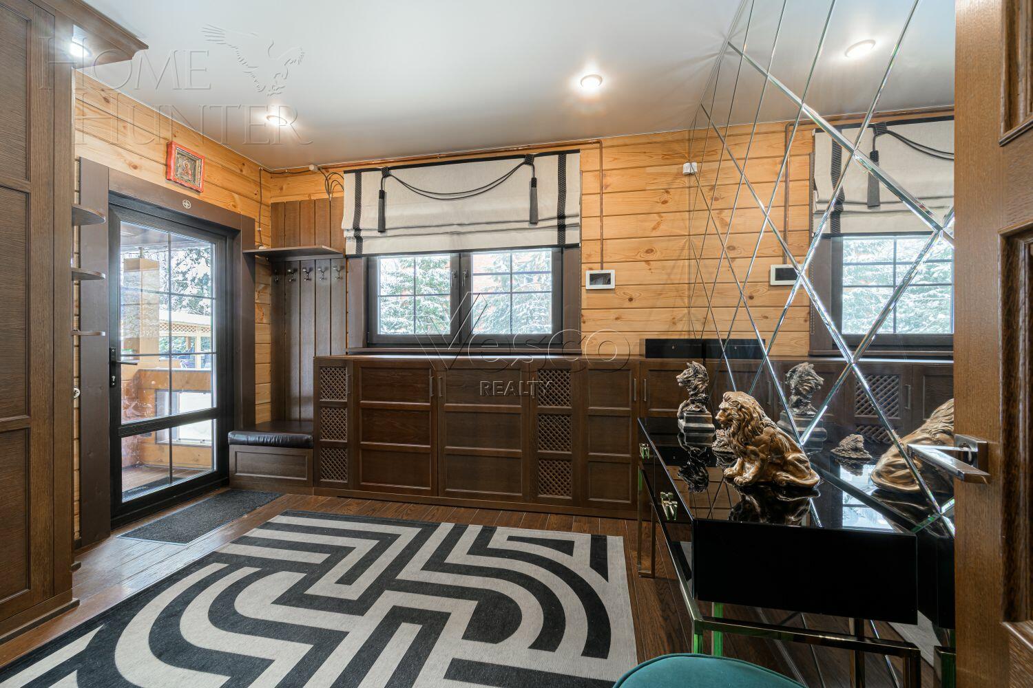 2-этажный коттедж 305 м² с отделкой