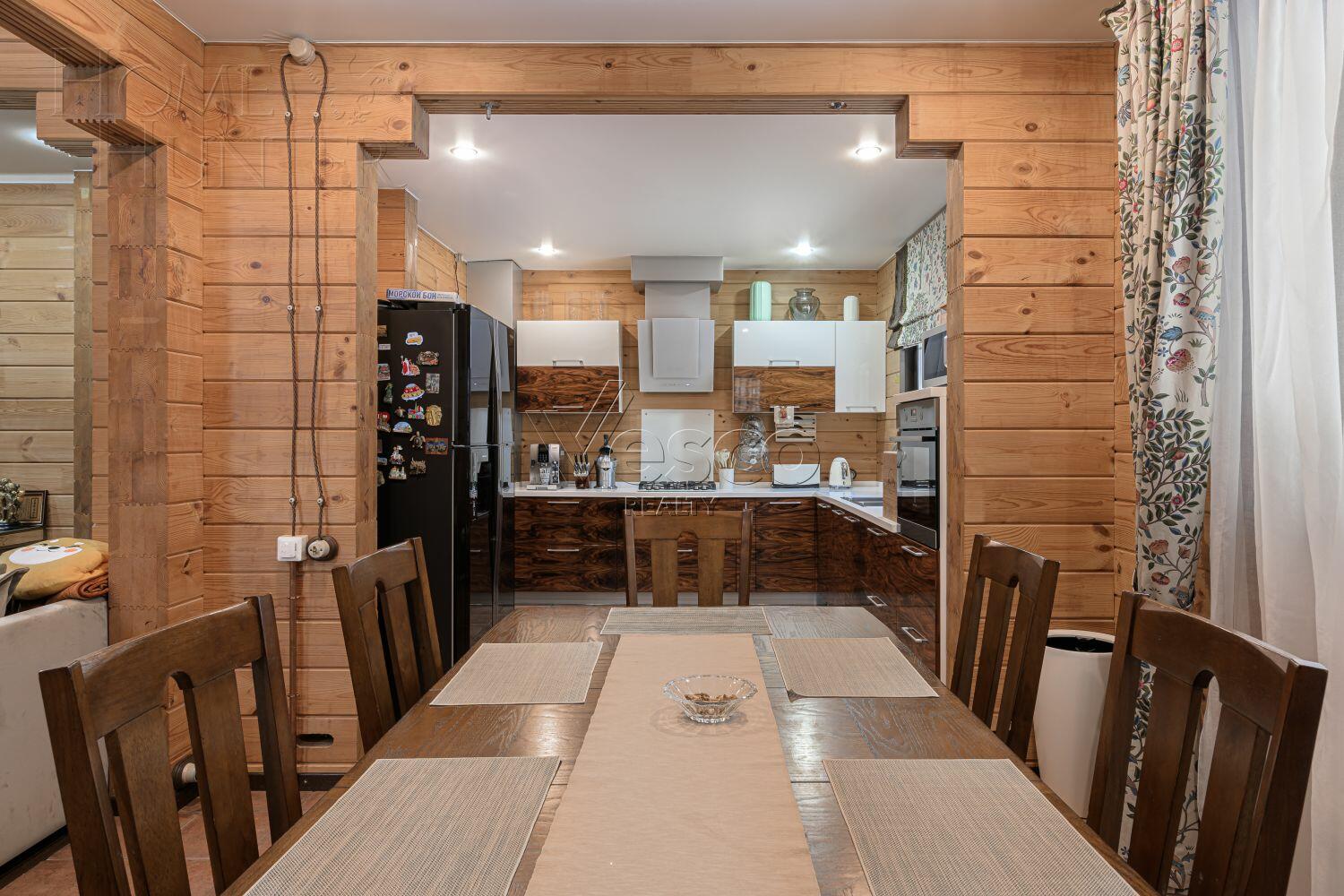 2-этажный коттедж 305 м² с отделкой