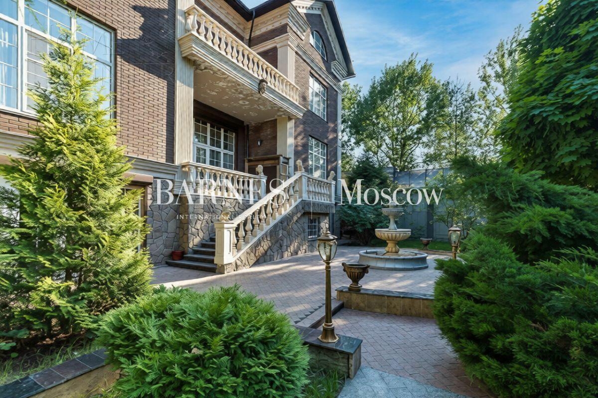 2-этажный коттедж 1 200 м² с отделкой