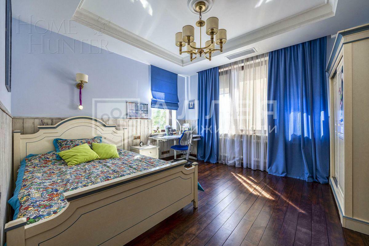 3-этажный таунхаус 270 м² с отделкой