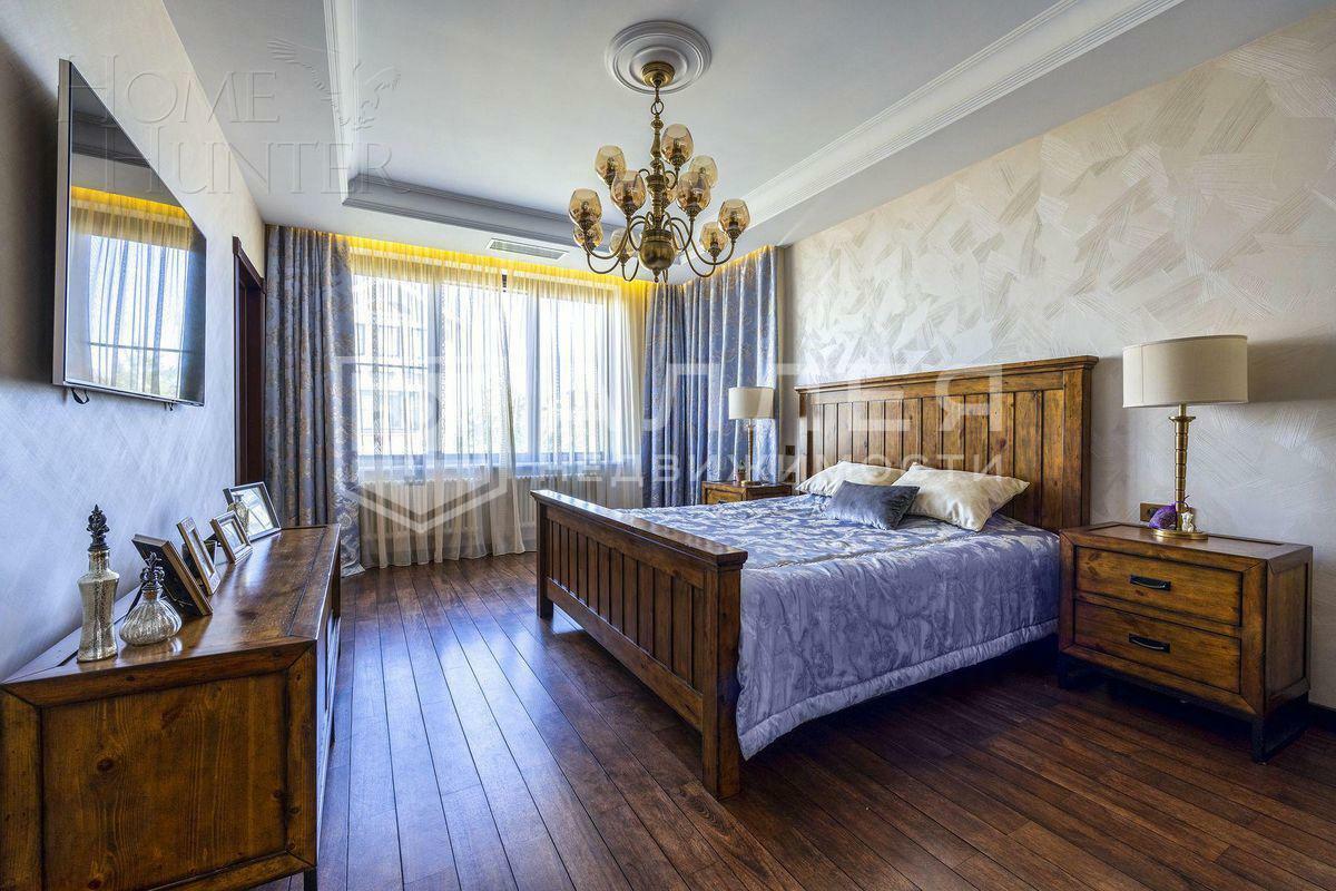 3-этажный таунхаус 270 м² с отделкой