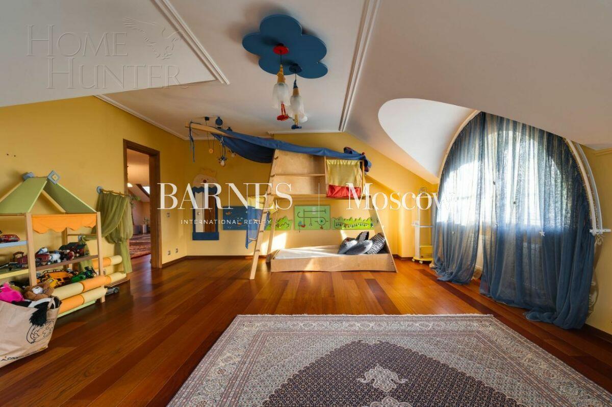 2-этажный коттедж 1 200 м² с отделкой