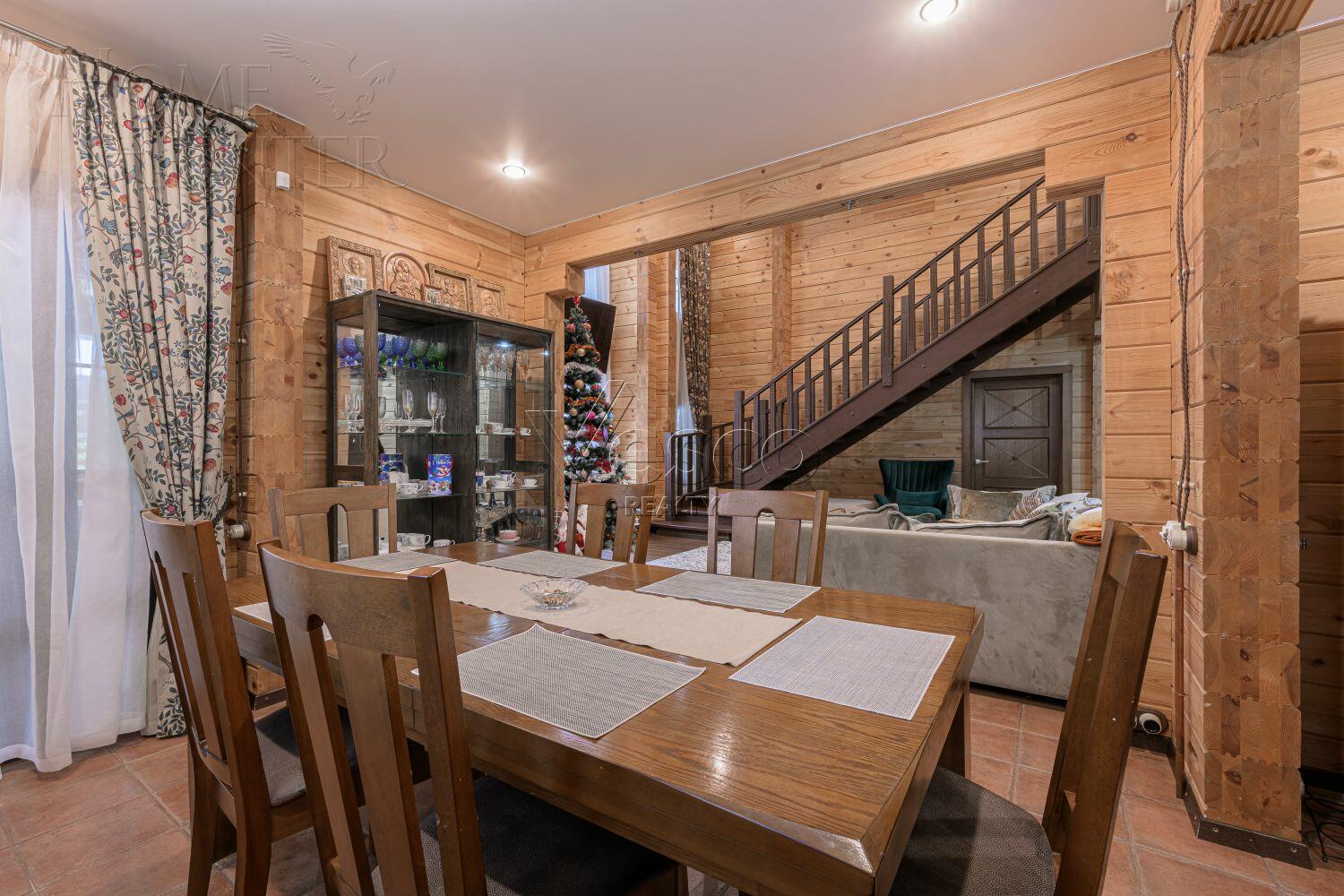 2-этажный коттедж 305 м² с отделкой