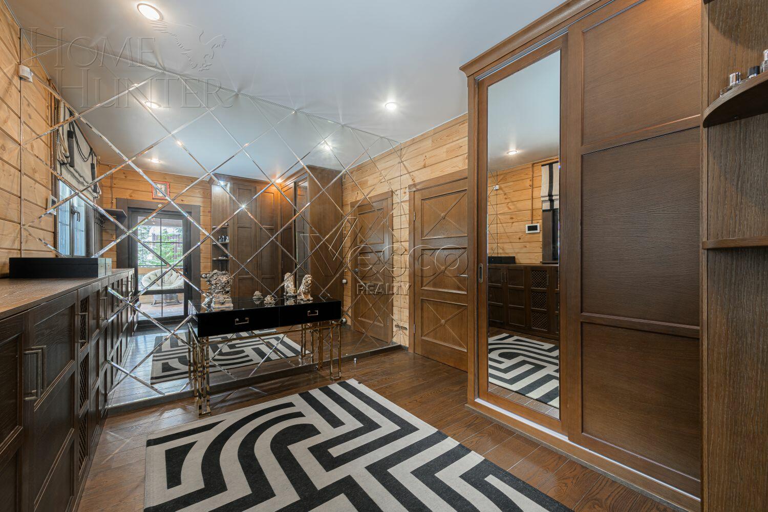 2-этажный коттедж 305 м² с отделкой