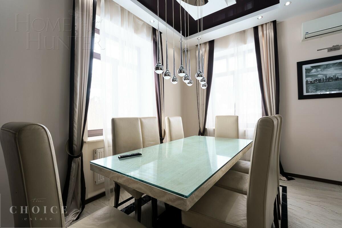 2-этажный коттедж 570 м² с отделкой