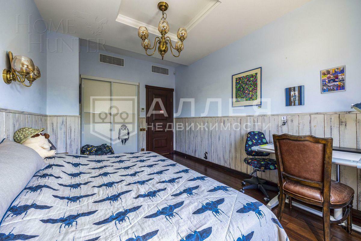 3-этажный таунхаус 270 м² с отделкой