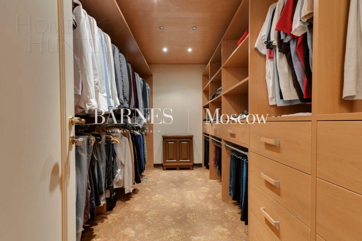 2-этажный коттедж 1 200 м² с отделкой