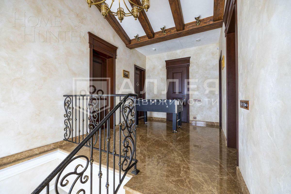 3-этажный таунхаус 270 м² с отделкой