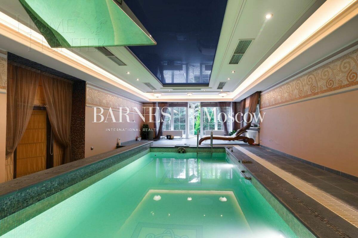 2-этажный коттедж 1 200 м² с отделкой