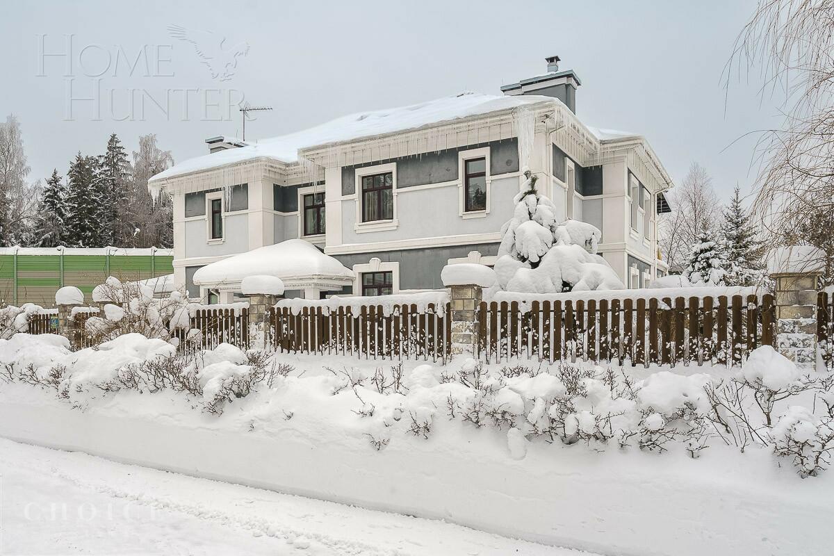 2-этажный коттедж 570 м² с отделкой