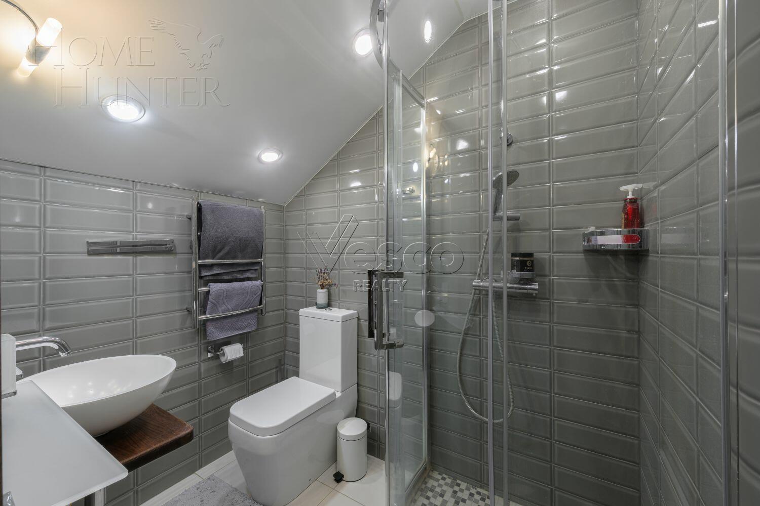 2-этажный коттедж 305 м² с отделкой