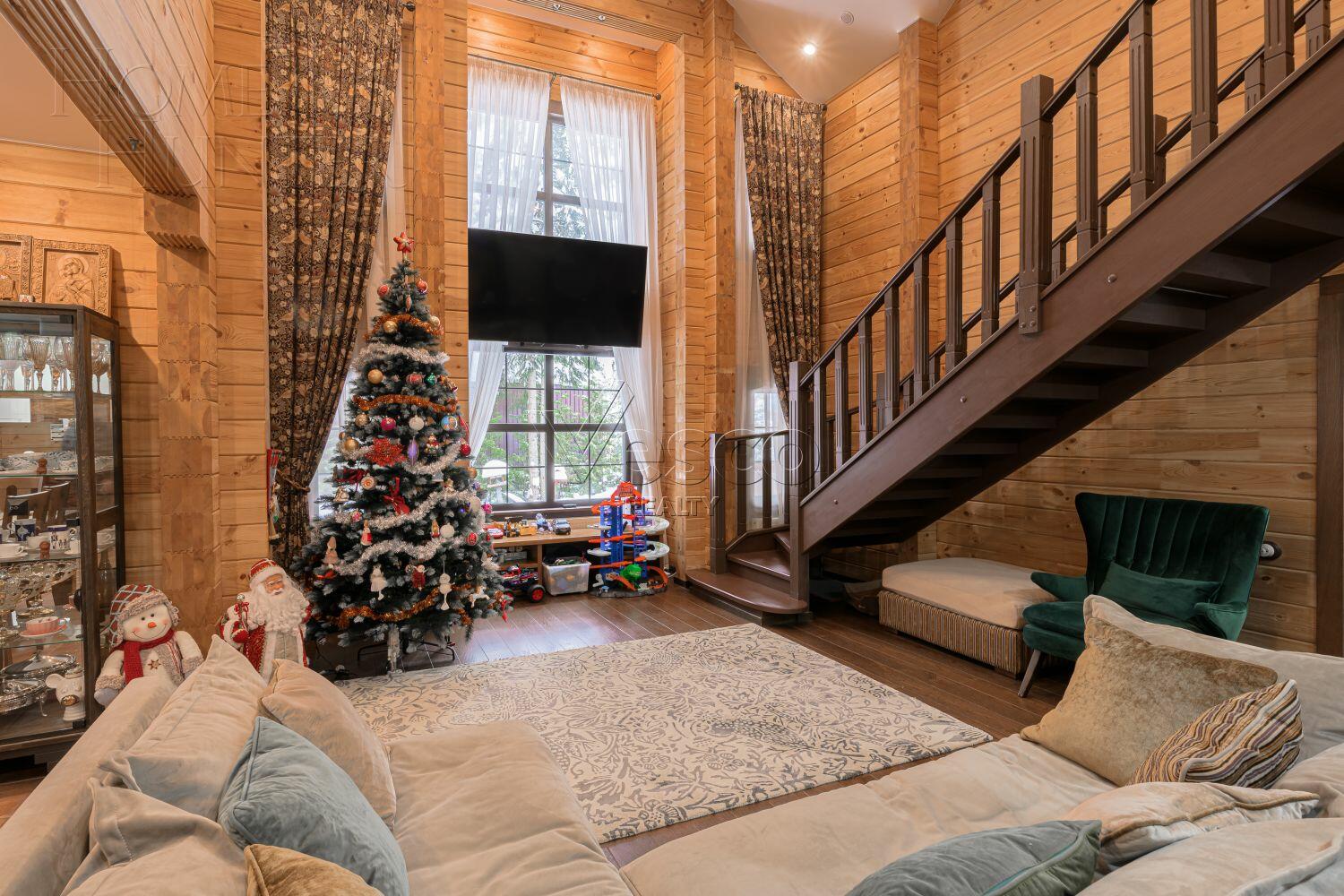 2-этажный коттедж 305 м² с отделкой