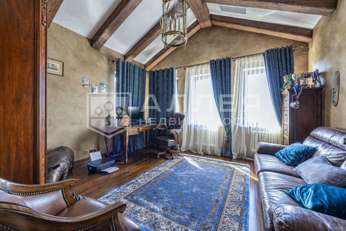 3-этажный таунхаус 270 м² с отделкой