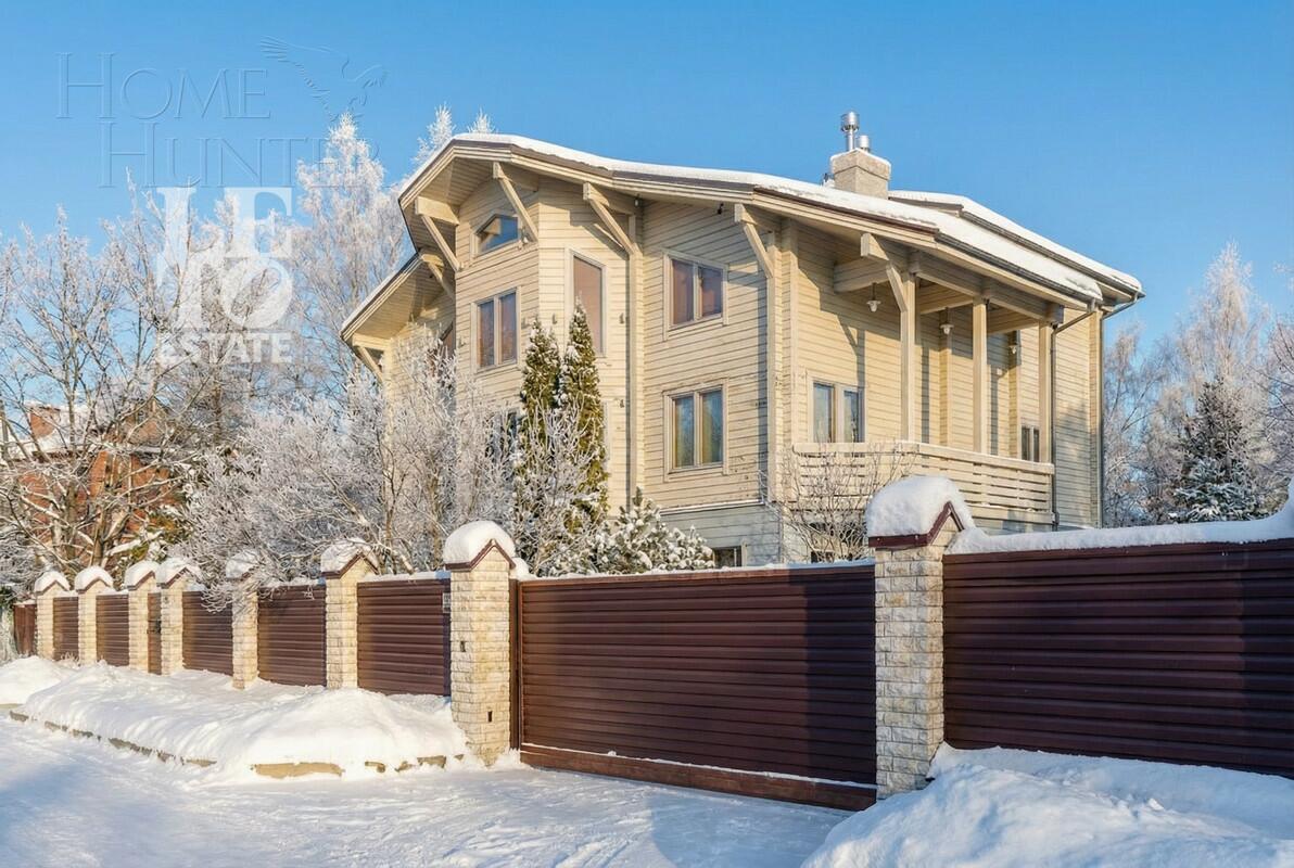 3-этажный коттедж 680 м² с отделкой