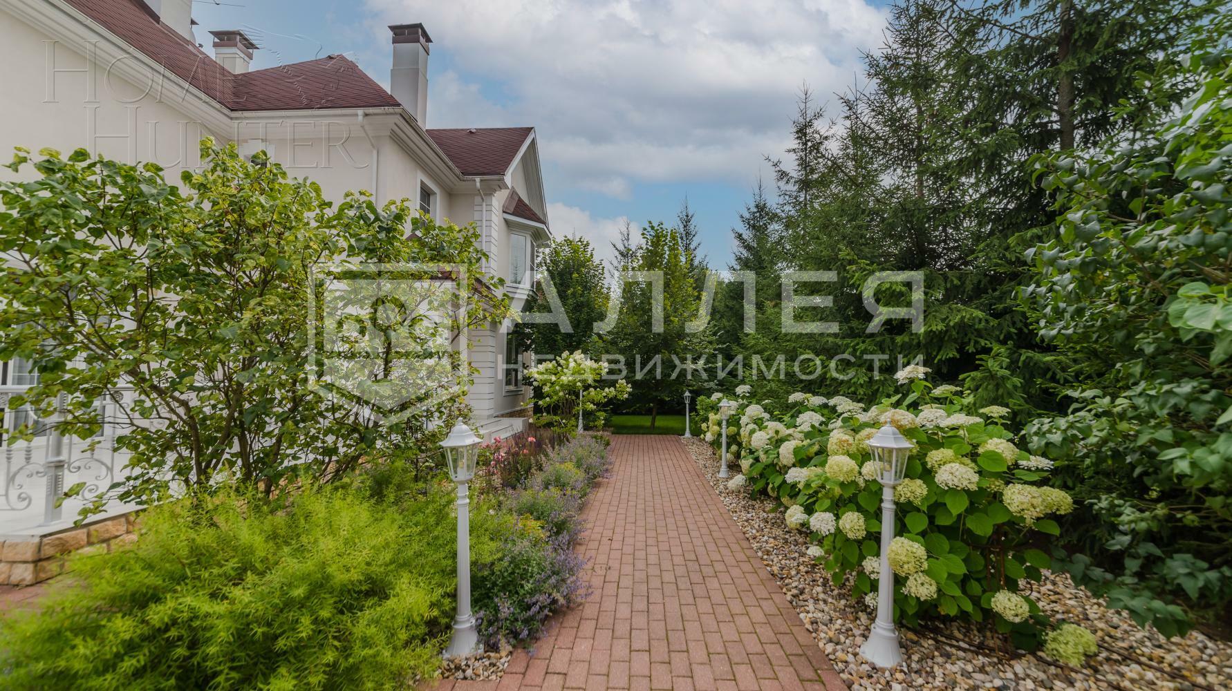 2-этажный коттедж 400 м² с отделкой