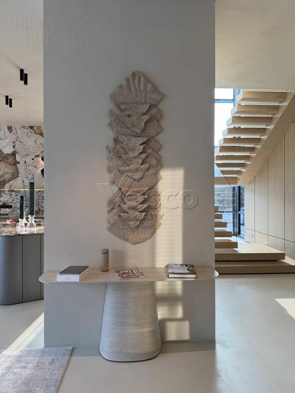 2-этажный коттедж 700 м² с отделкой