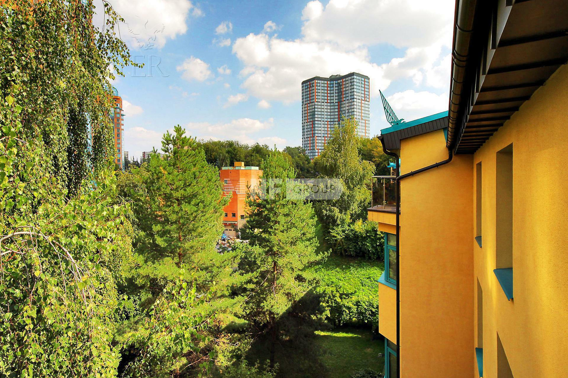 5-УРОВНЕВЫЙ ТАУНХАУС С ОТДЕЛКОЙ 783.4 М² НА 1 ЭТАЖЕ