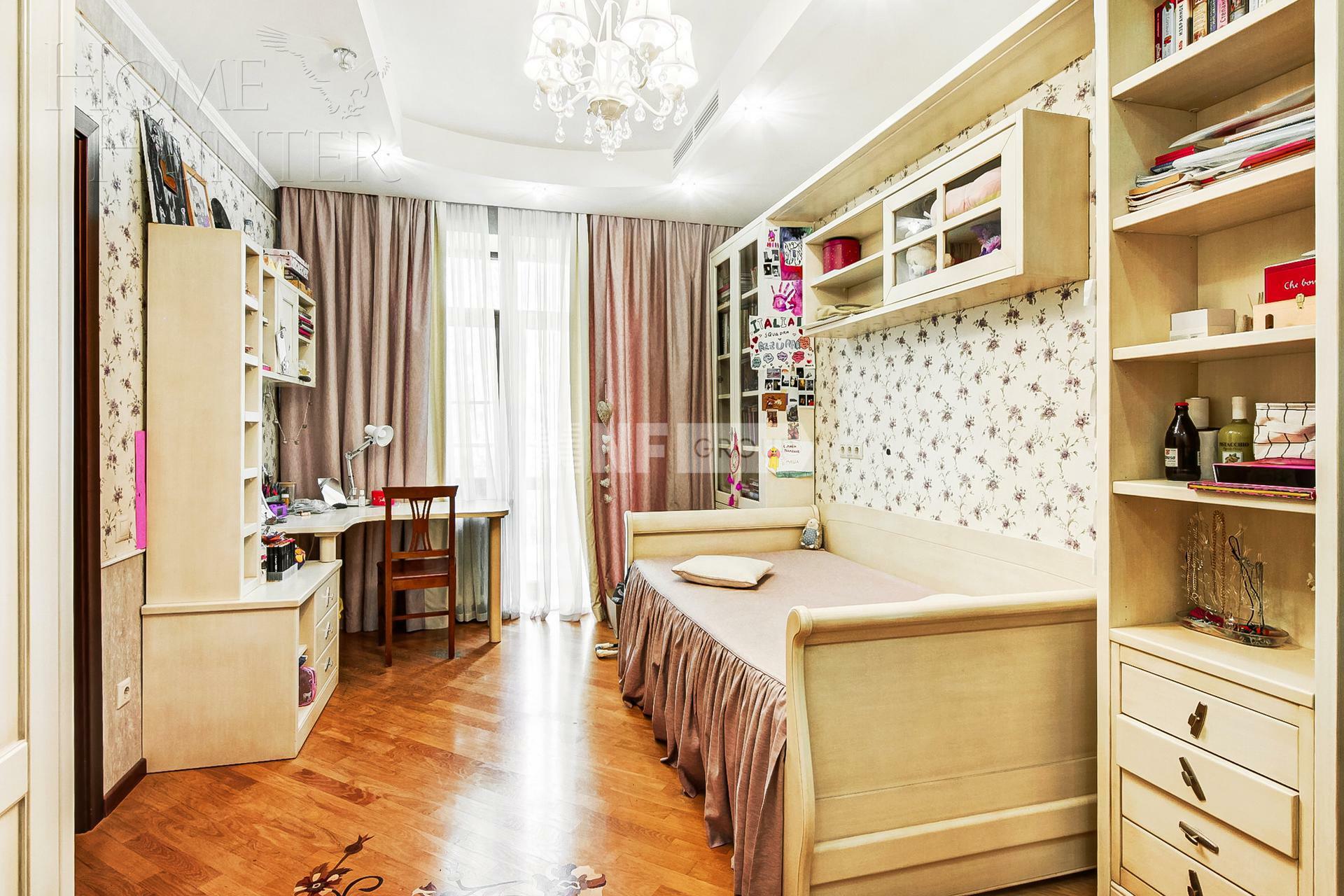 5-УРОВНЕВЫЙ ТАУНХАУС С ОТДЕЛКОЙ 783.4 М² НА 1 ЭТАЖЕ