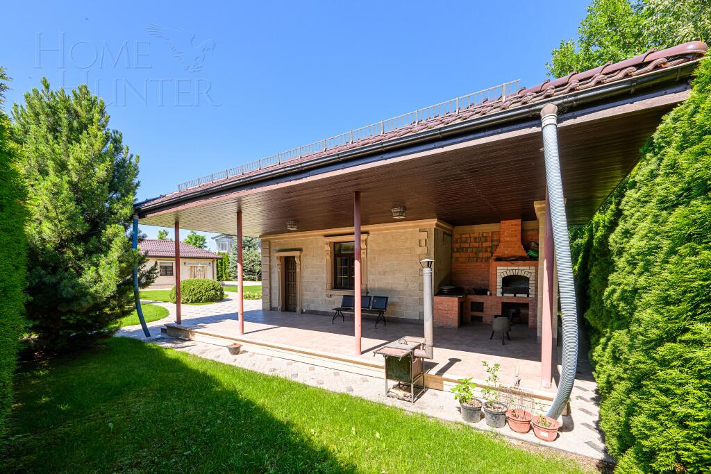 2-этажный коттедж 640 м² с отделкой