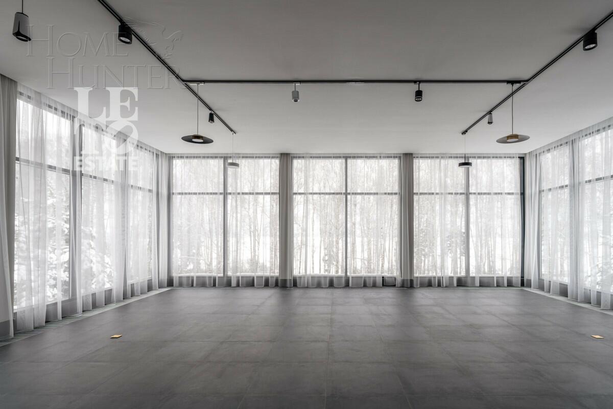 2-этажный коттедж 950 м² с отделкой