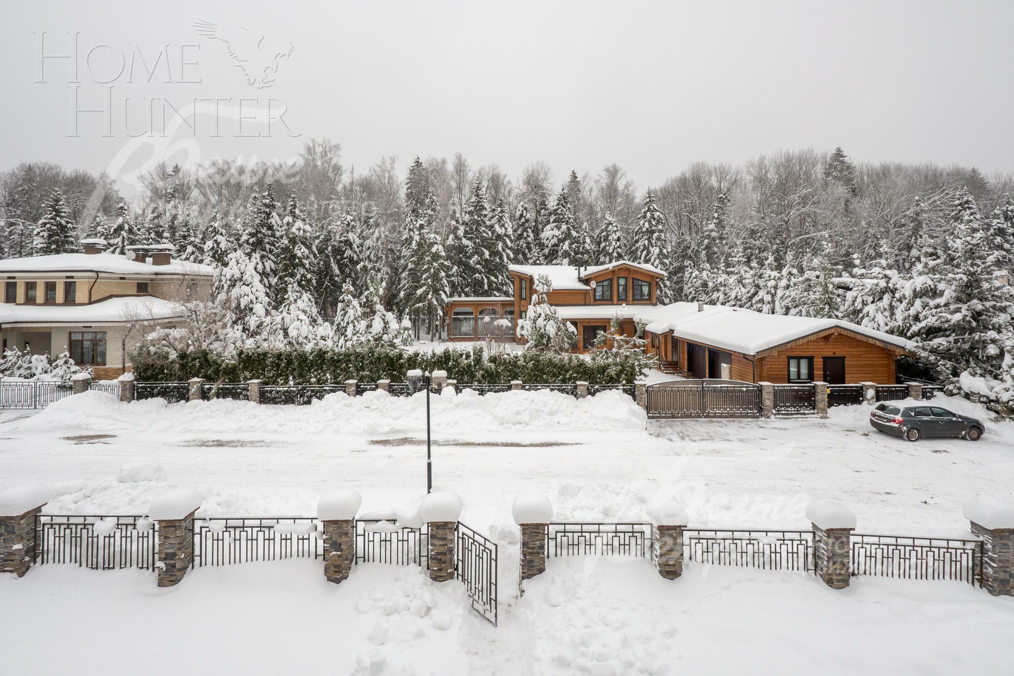 КОТТЕДЖ 361 м² без отделки