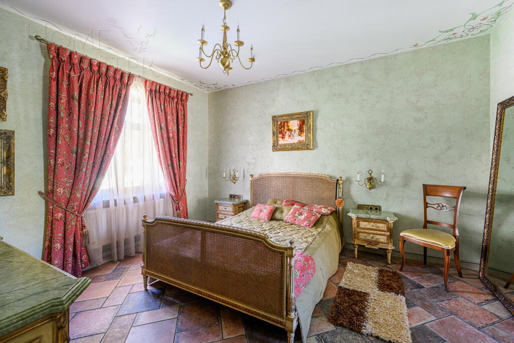 2-этажный коттедж 640 м² с отделкой