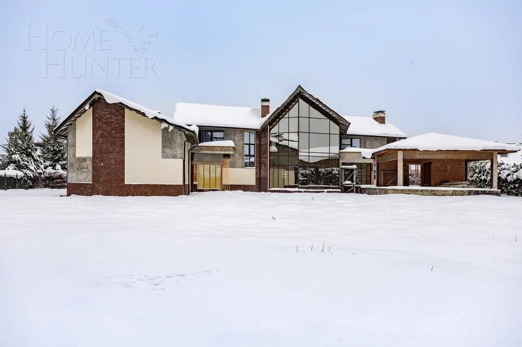 2-этажный коттедж 825 м² без отделки