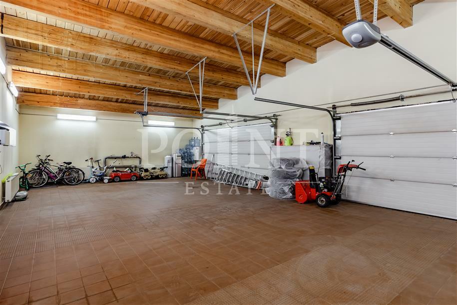 3-этажный коттедж 1 655 м² с отделкой