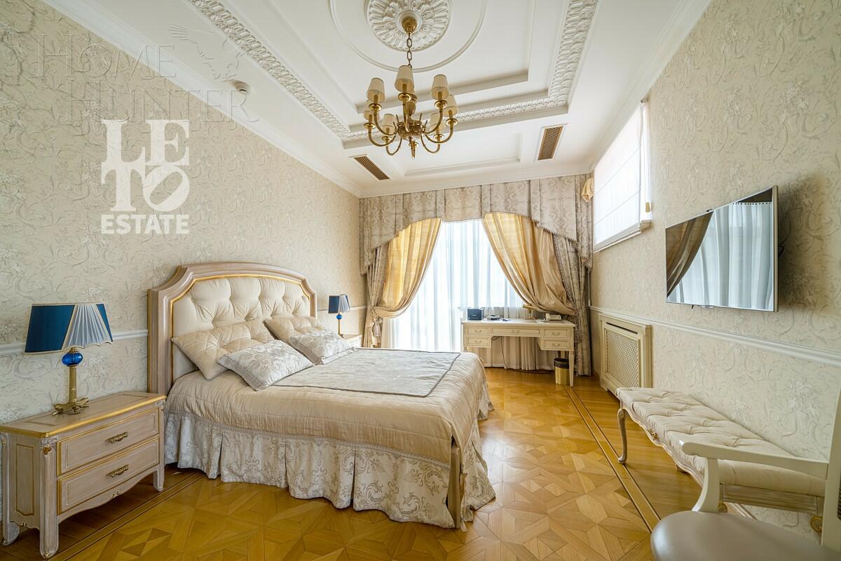 2-этажный коттедж 1 500 м² с отделкой