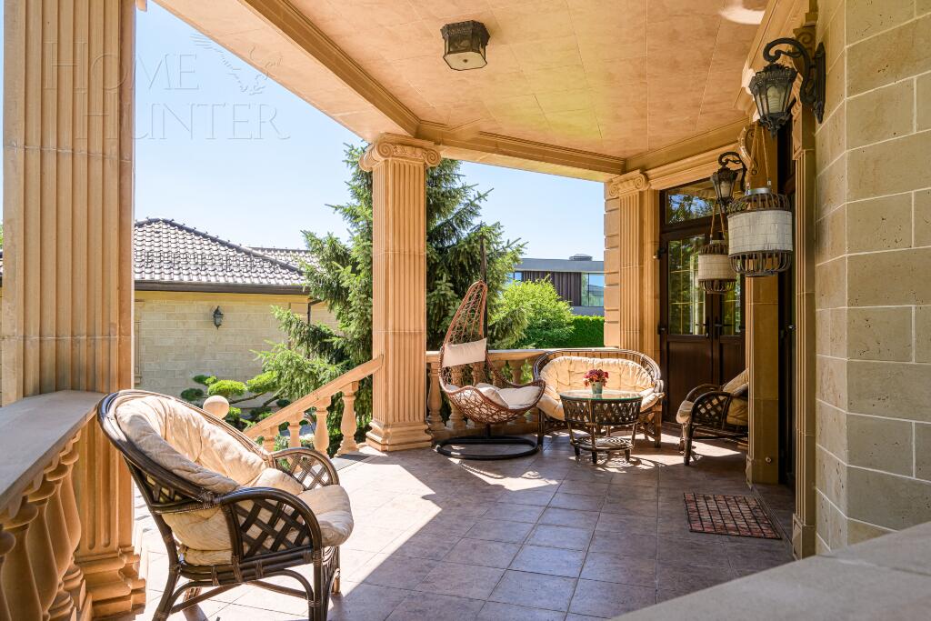 2-этажный коттедж 640 м² с отделкой