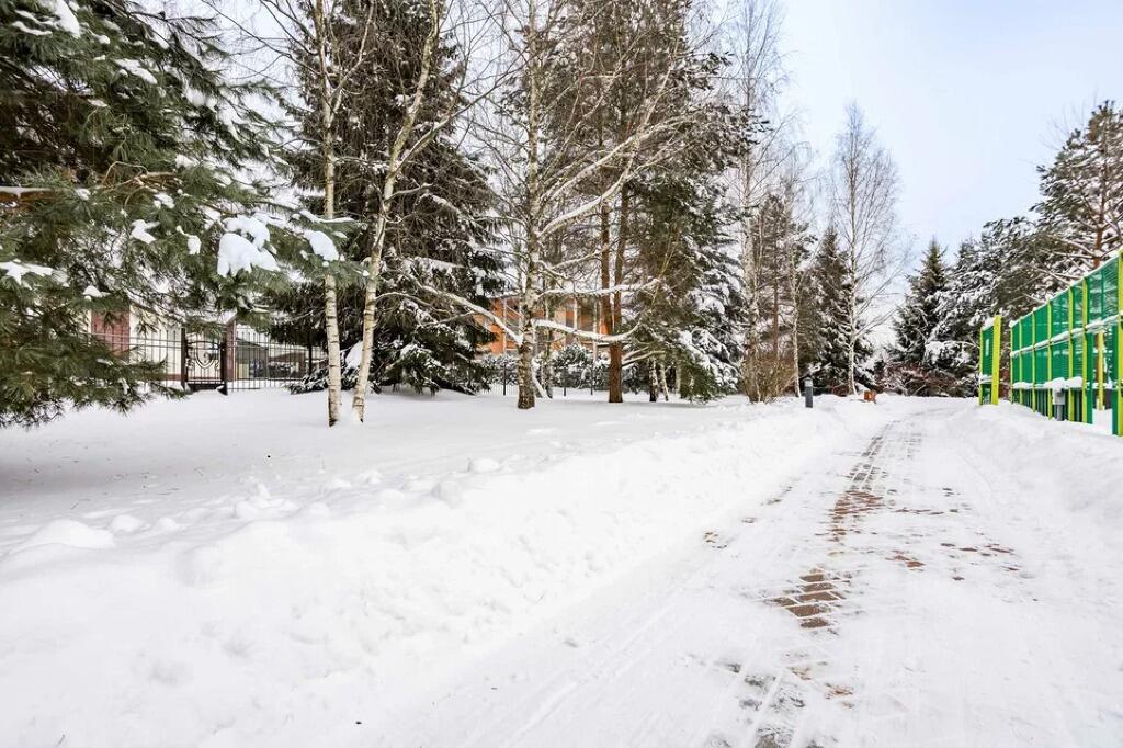 2-этажный коттедж 825 м² без отделки