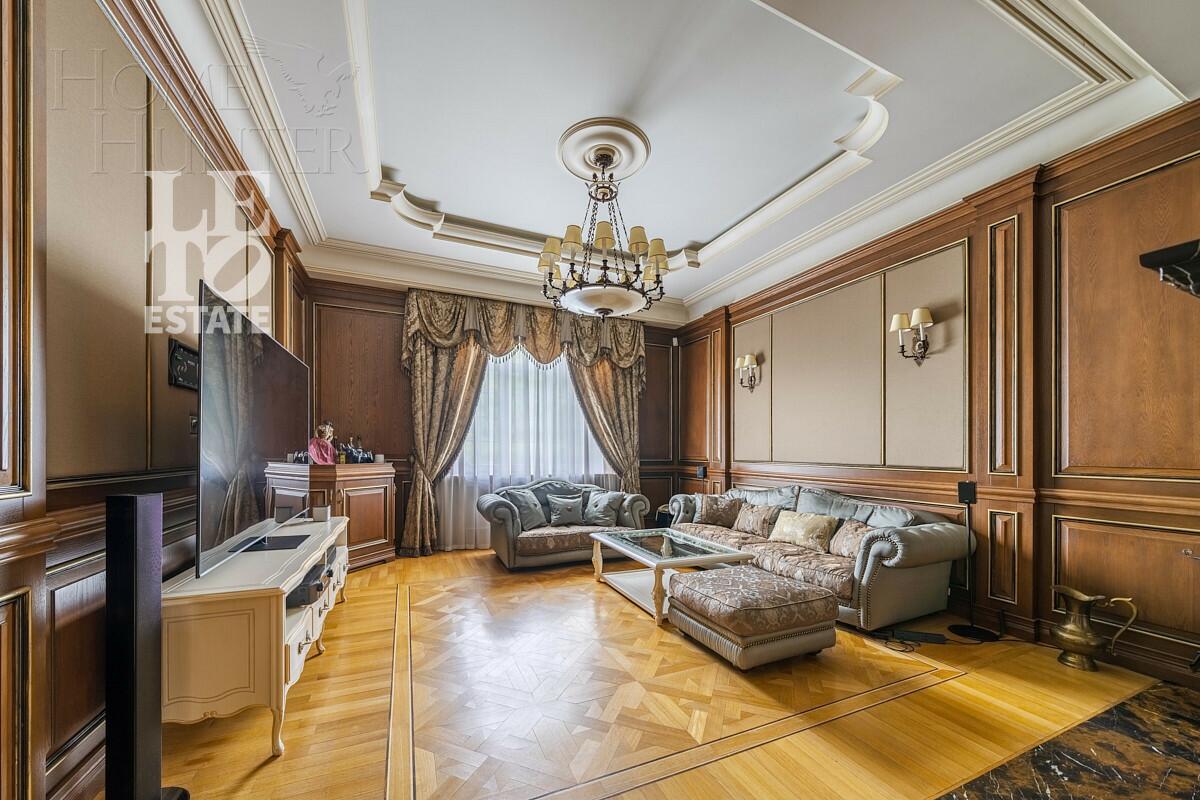 2-этажный коттедж 1 500 м² с отделкой