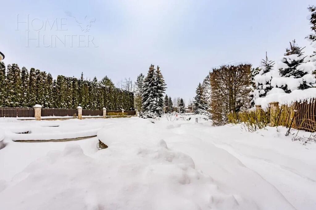 2-этажный коттедж 825 м² без отделки