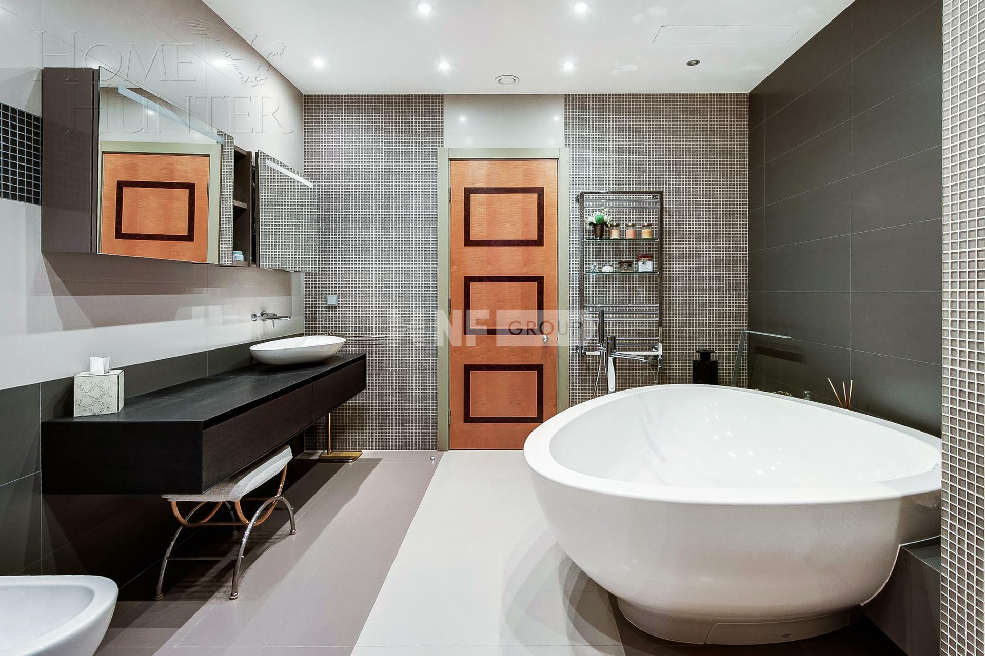 4-КОМН. КВАРТИРА С ОТДЕЛКОЙ 210.3 М² НА 3 ЭТАЖЕ