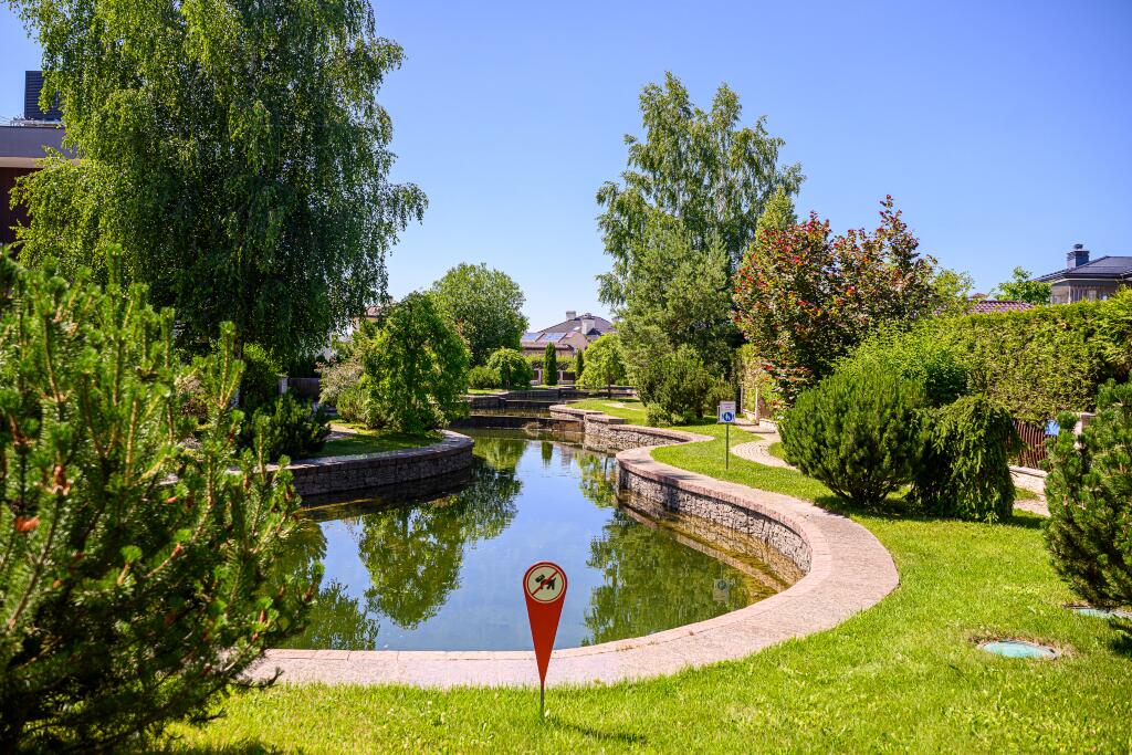 2-этажный коттедж 640 м² с отделкой