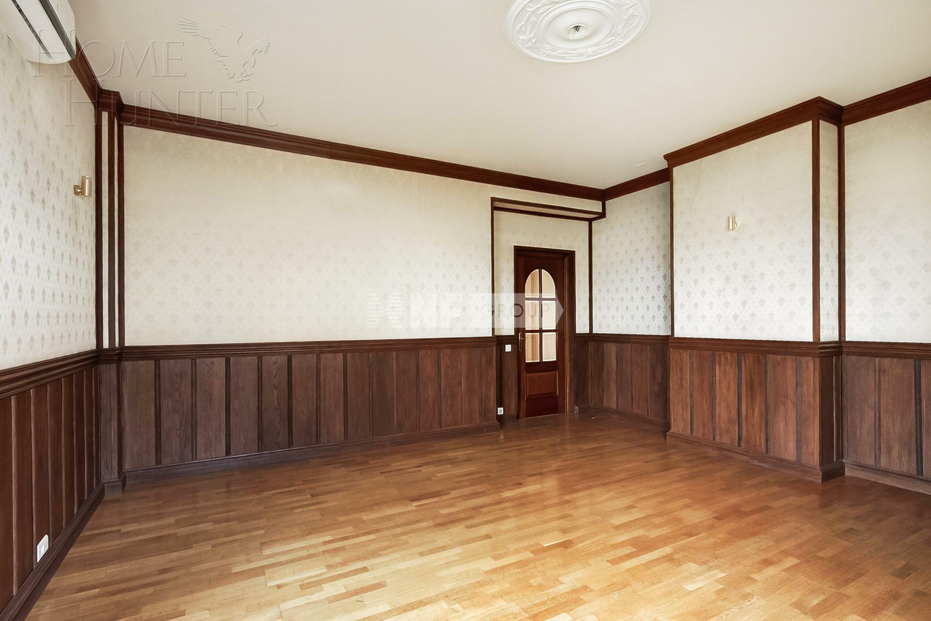 6-КОМН. КВАРТИРА С ОТДЕЛКОЙ 248 М² НА 4 ЭТАЖЕ