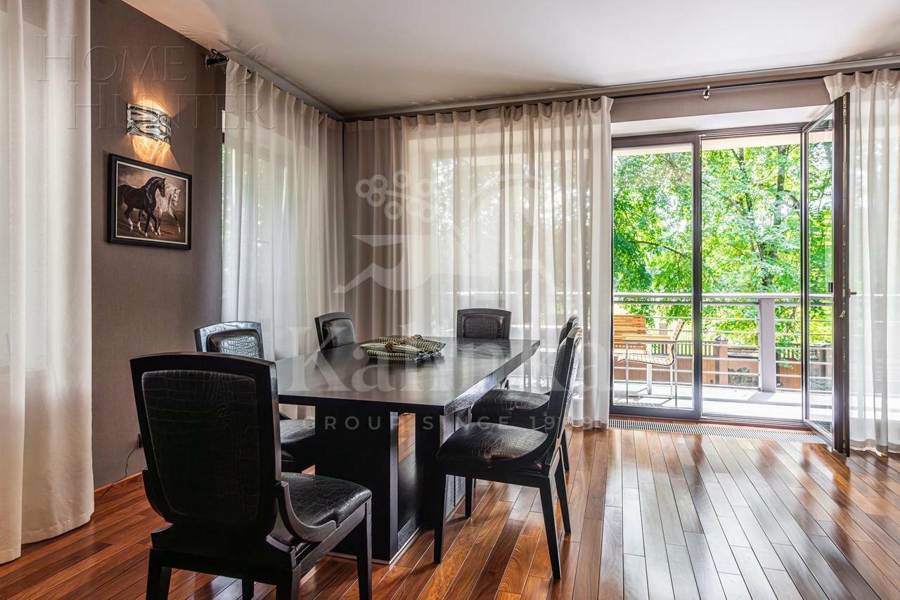 2-этажный коттедж 825 м² с отделкой