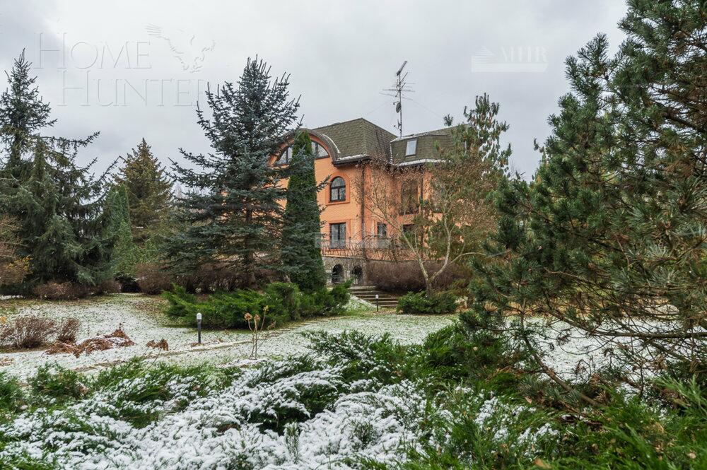 2-этажный коттедж 500 м² с отделкой