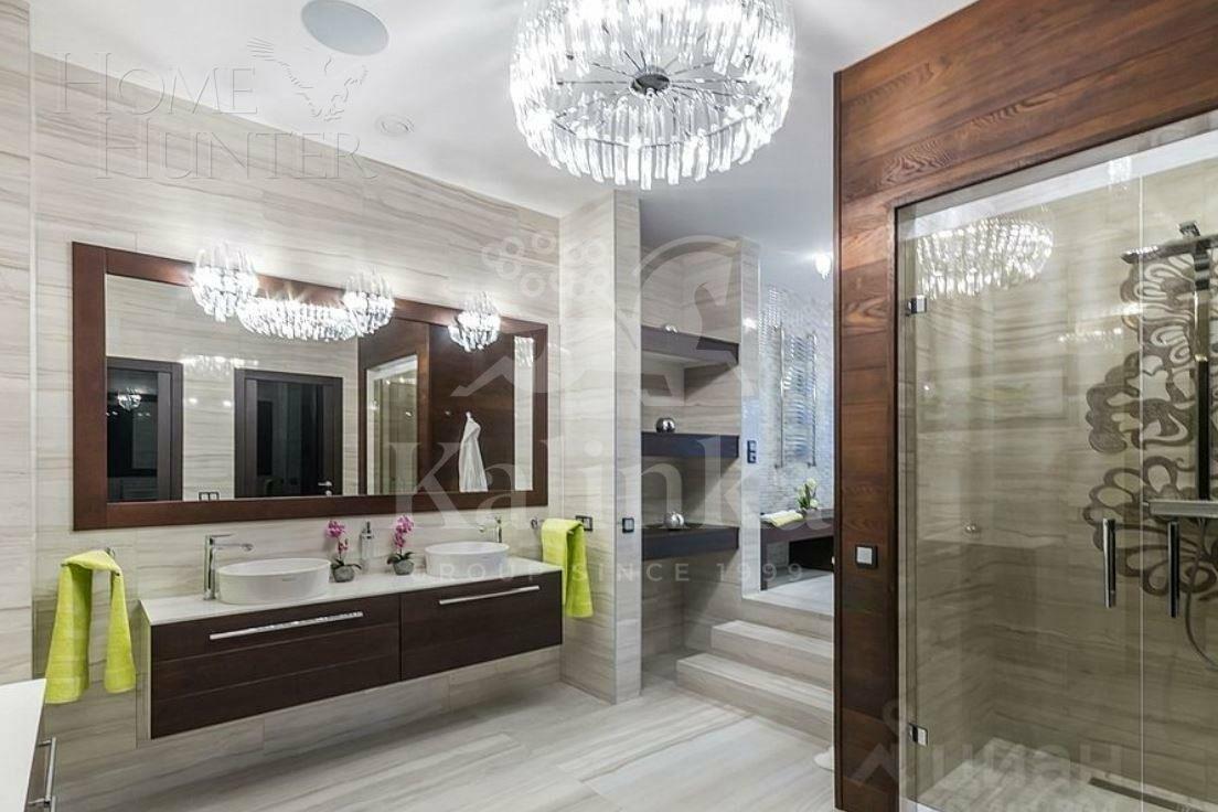 2-этажный коттедж 1 900 м² без отделки