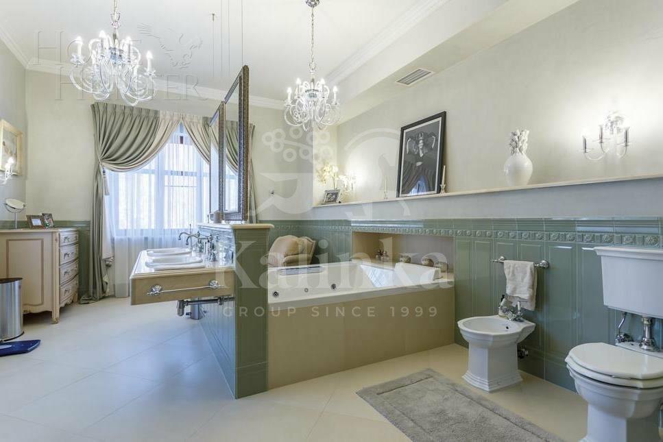 3-этажный коттедж 700 м² с отделкой