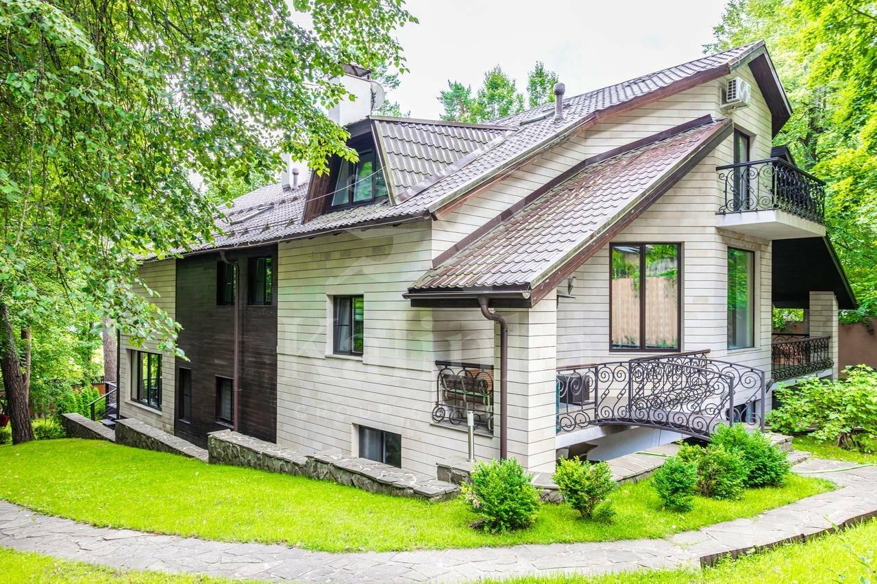 2-этажный коттедж 825 м² с отделкой