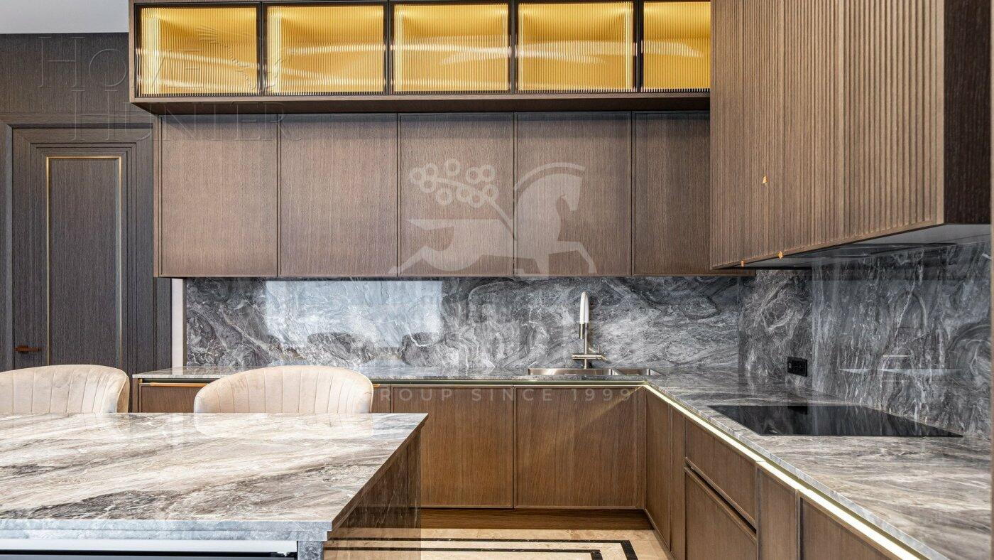 2-этажный коттедж 1 000 м² с отделкой