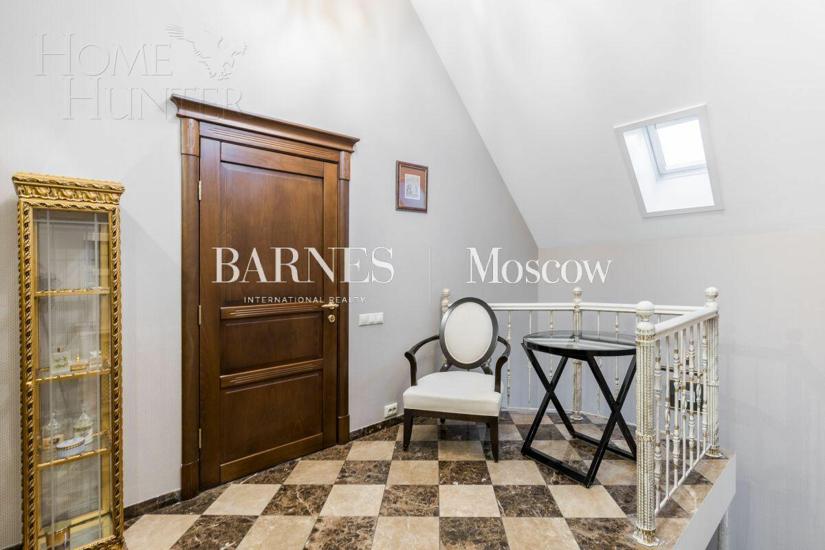 2-этажный коттедж 460 м² с отделкой
