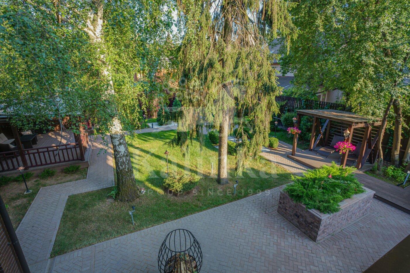 2-этажный коттедж 261 м² с отделкой